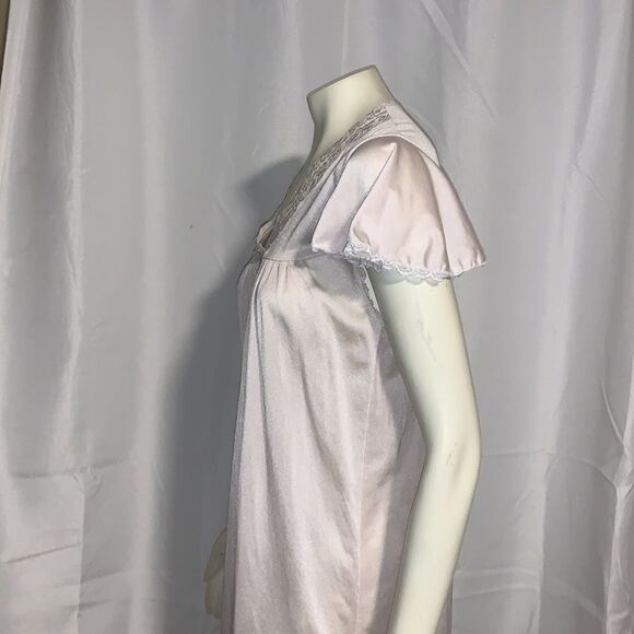 VGT pink nylon and lace sheer nightgown. Size medium - Picture 8 of 11